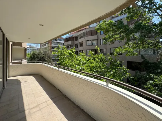 Regio Dpto A 2 Cuadras Plaza Las Lilas