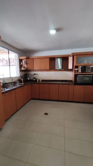 Grabiela R Vende Casa Urb. Santa Cecilia Valencia. Clientes