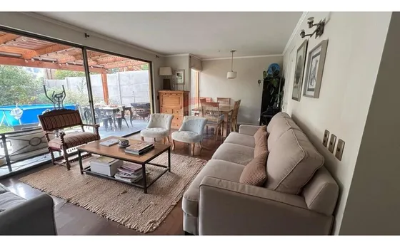 Casa Con Vistas Despejadas