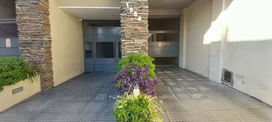 Venta Monoambiente En Lanus Centro