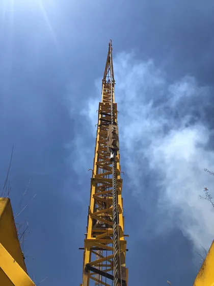 Grua Torre Desplegable