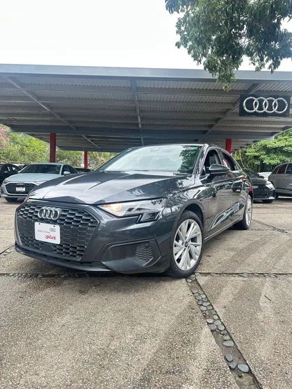 Audi A3 1.4 Sedán 35tfsi Dynamic At Dsg