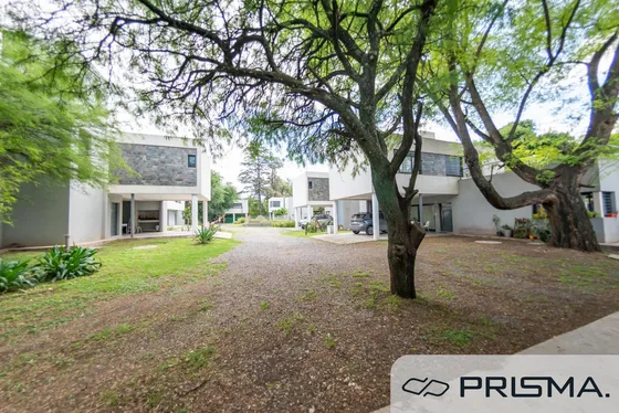 Dúplex - 3 Dorm - B. San Alfonso, Villa Allende