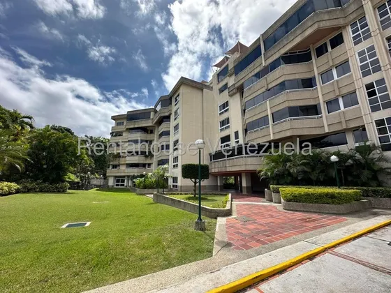 Apartamento En Venta Urb. Miranda Mls #25-23553
