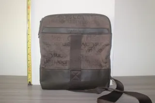 Manos libres calvin klein sale