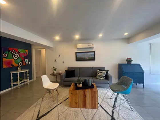 Se Vende  Apto 145m² 3h+1s/3b+1s/2p  Los Naranjos