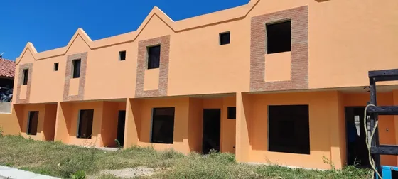Keydis Inzitu Realtors Vende Townhouse Las Trinitarias Guaca