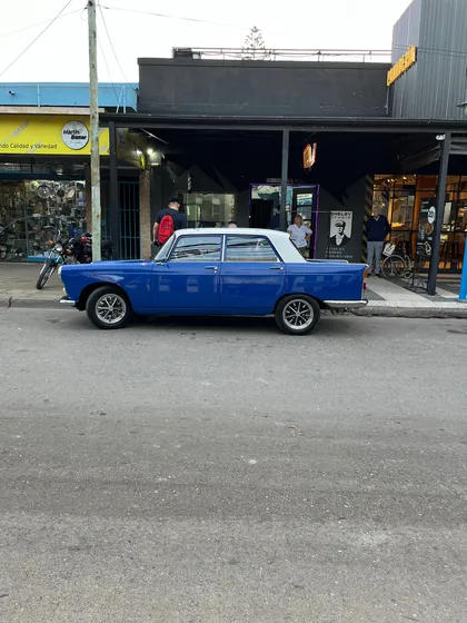 Peugeot 404 Lemans