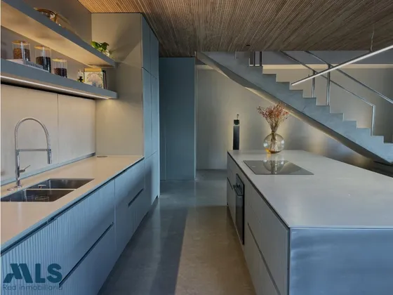 Apartamento Duplex Amoblado Con Jacuzzi Privado En...(mls#245608)