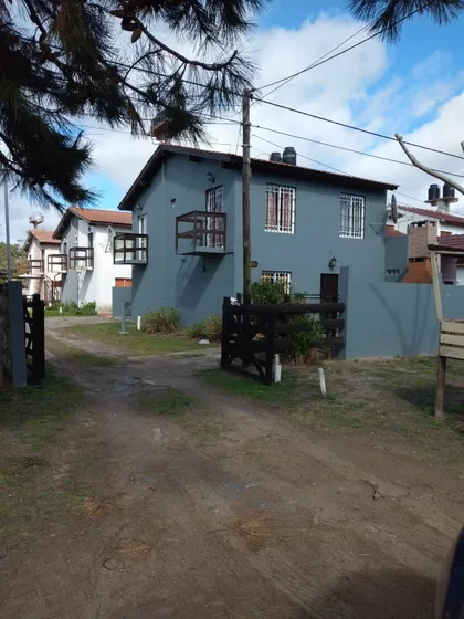 Venta De Dúplex En Mar Del Tuyú, Calle 89 Al 330 . 