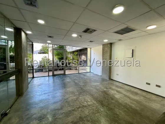 Locales En Alquiler En El Pedregal Este De Barquisimeto Cod.25d-10883 Nd