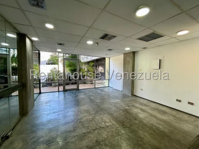 Locales En Alquiler En El Pedregal Este De Barquisimeto Cod.25d-10883 Nd