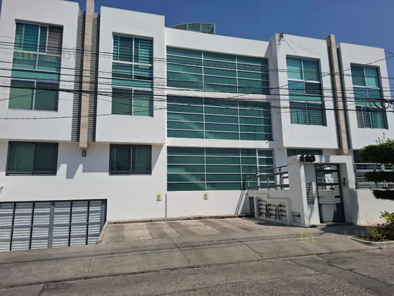 Departamento En  San Dionisio No. 110 Int. 8 Piso 3