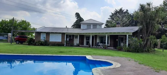 Quinta En Alquiler Temporal En Barrio Parque La Celia
