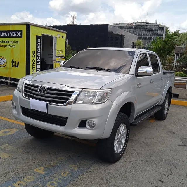 Toyota Hilux Kavak- Automática