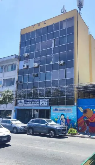 Oficina En Cento Medico Y Dental Puente Loreto