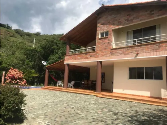 Finca En Venta , San Jerónimo , Antioquia Colombia.