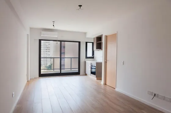 Apto Crédito! Barrio Norte, Venta Departamento De 2 Ambientes Con Baulera
