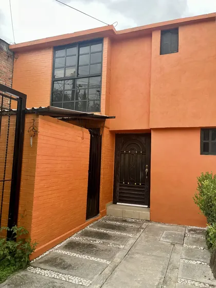 Muy Bonita Y Funcional Casa En Arcos De La Hacienda Cuautitlán Izcalli.  A Cinco Minutos De La Autopista México Querétaro, A Tres Minutos De Plaza San Marcos