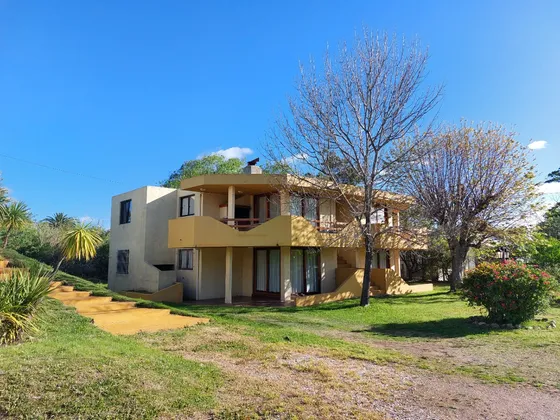Dueño Alquila Casas Y Apartamentos En Piriápolis A Tres Cuadrasde La Playa 5000 Pesos El Fin De Semana Bloque 2
