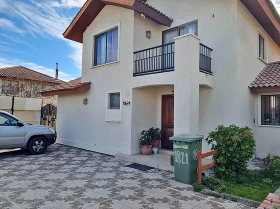 Se Vende Preciosa Casa En El Polo Machalí