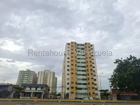 Aoartamento En Ventas En Barquisimeto Zona Oeste Resd Manatare Codigo 2 7 2 8 7 8 Mildred Listo Para Habitar, Ubicado En Una De Las Zonas Más Estratégicas Y De Mayor Conveniencia Del Oeste De La Ciud