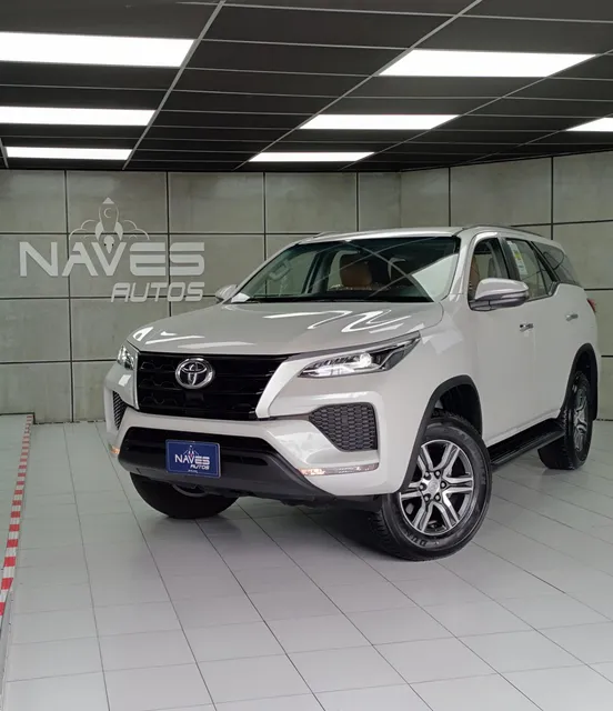Toyota Fortuner Ex.r
