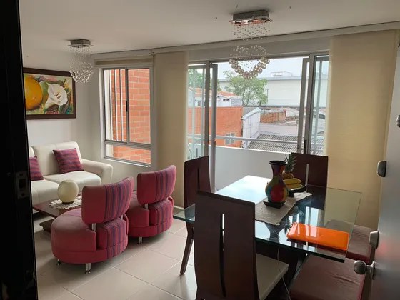 Venta Apartamento Sur Central Limonar Piso 3 Con Ascensor (fv)