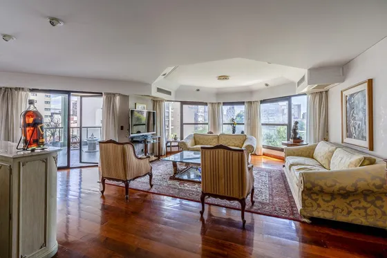 Excelente Piso - Venta - 4 Amb - Suite - 3 Balcones - 2 Cocheras - Ramos Mejia