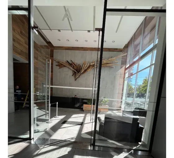 Excelente Oficina Metro Los Dominicos Las Condes