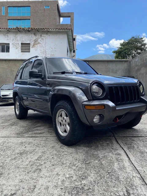 Jeep Liberty Automatico