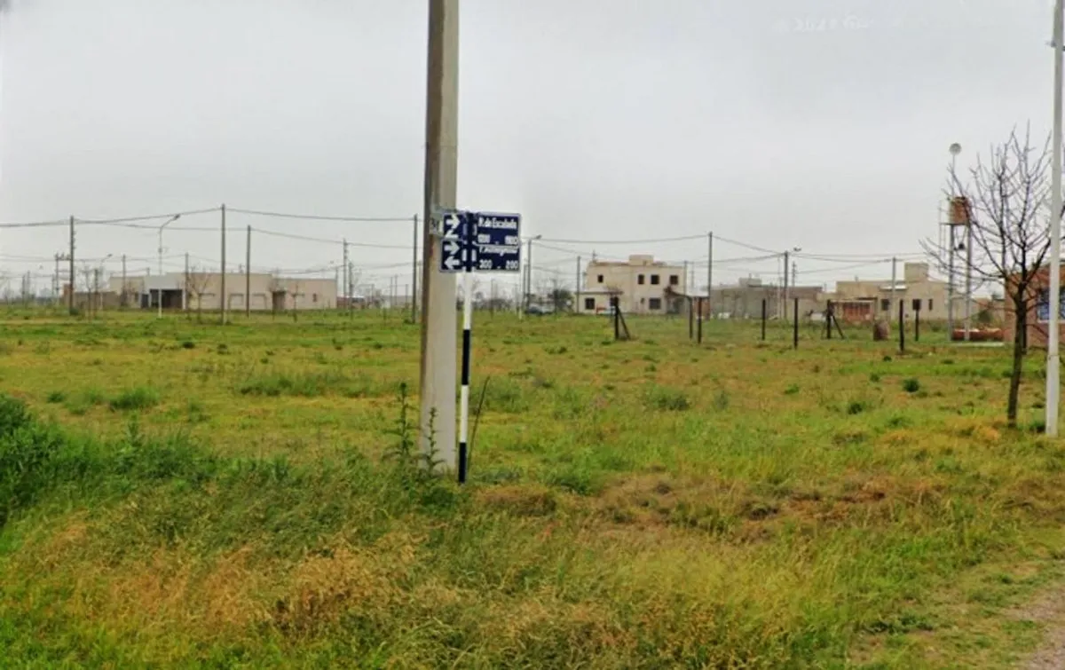 Venta Terreno En Altos De Carcarañá En Esquina