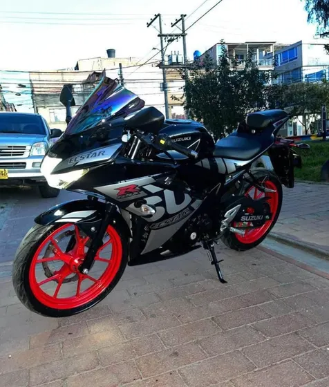 Suzuki Gsxr 150