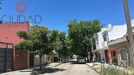 Venta Departamento En Villa Dolores 2 Dormitorios Sin Gastos Comunes