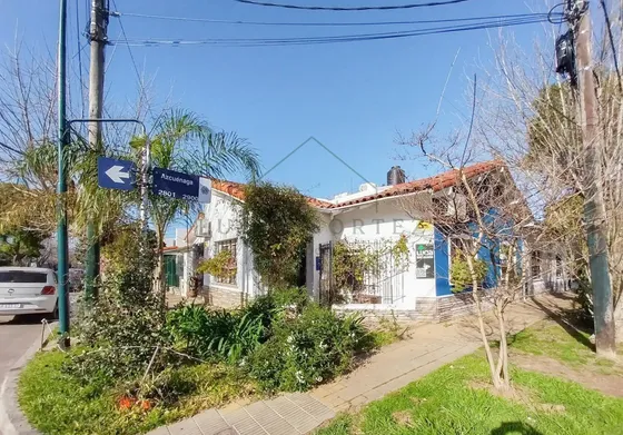 Casa En Venta En Martinez 2 Dormitorios