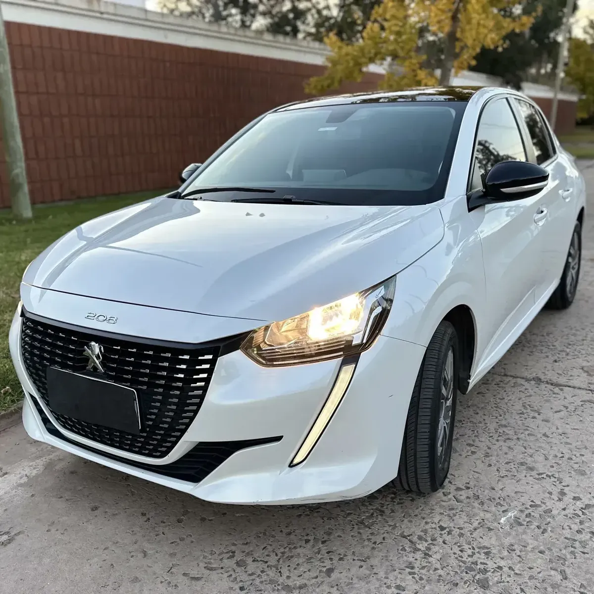 Peugeot 208 1.6 Allure