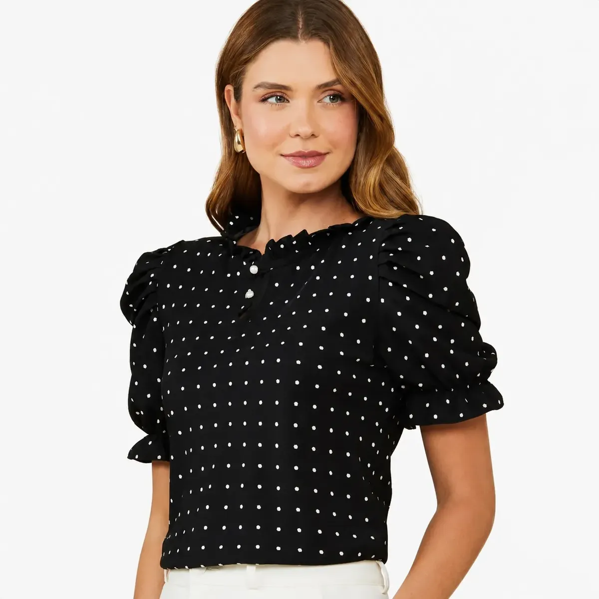 Blusinha Social Feminina em Detalhe