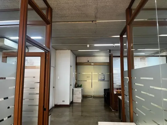 A Pasos Del Teleferico Ciudad Empresarial 96 M2