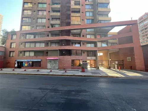 Estacionamiento Nivel - 1 , Control Remoto Acceso Condominio