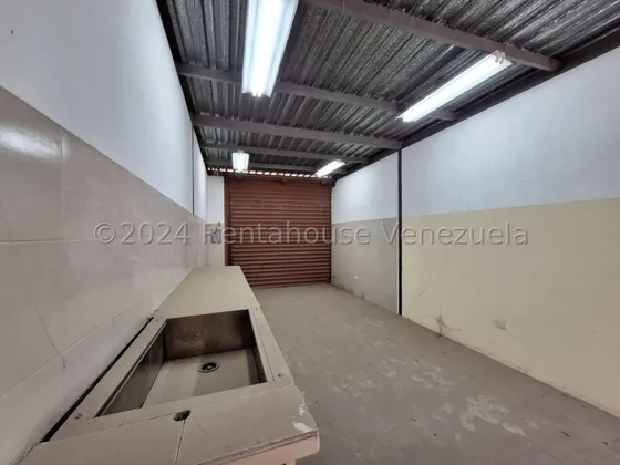 Local Comercial En Alquiler En El Oeste Florencio Jimenez Barquisimeto 24-28225dh
