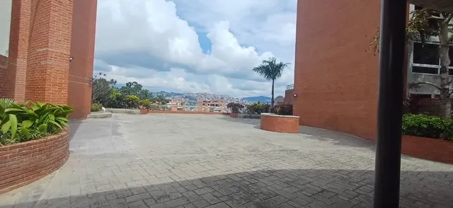 Excelente Oportunidad. Ph Con Amenidades De Lujo Y Una Ubicación Privilegiada En Macaracuay.