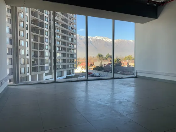 Impecable Oficina En Príncipe De Gales Con Américo Vespucio