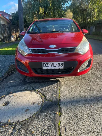 Kia Rio 5 Ex 1.2l 5mt