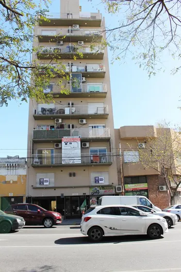 Departamento De Dos Ambientes A Estrenar En Flores