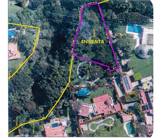 Terreno En Privada Tepehuaje, Avenida Palmira Cuernavaca Morelos