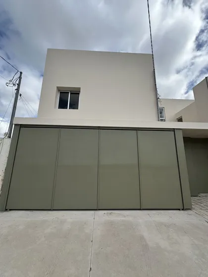 Villa (b) En Venta En Villas Zaguán En Montecristo