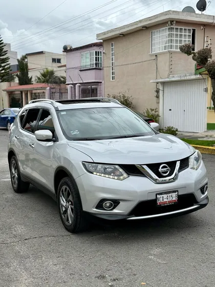 Nissan X-trail 2.5 Exclusive 2 Row Mt