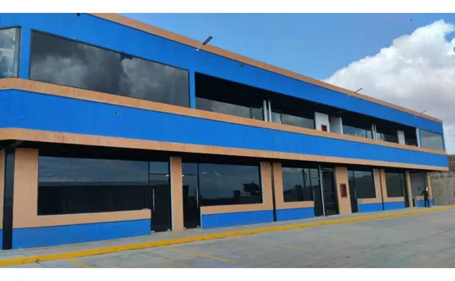 Alquiler Local Comercial Nuevo - San Diego