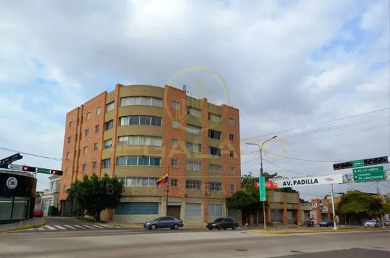 Eov-016 Zona Norte Oficina Edificio Malena Avenida Padilla