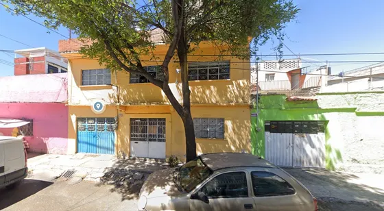 Casa En Venta En Col. Gertrudis Sánchez 2da Sección, Norte 80a 6206 Gustavo A Madero A Unas Calles De Eduardo Molina Arp1209